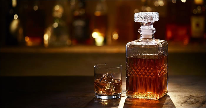 Whisky : une collection parfaite mise en vente aux enchres